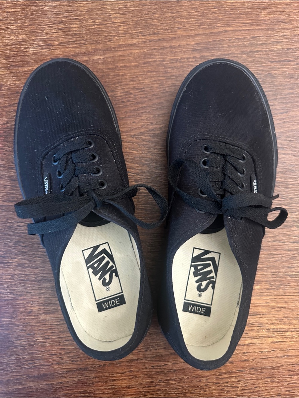 Vans wide 8.5 black